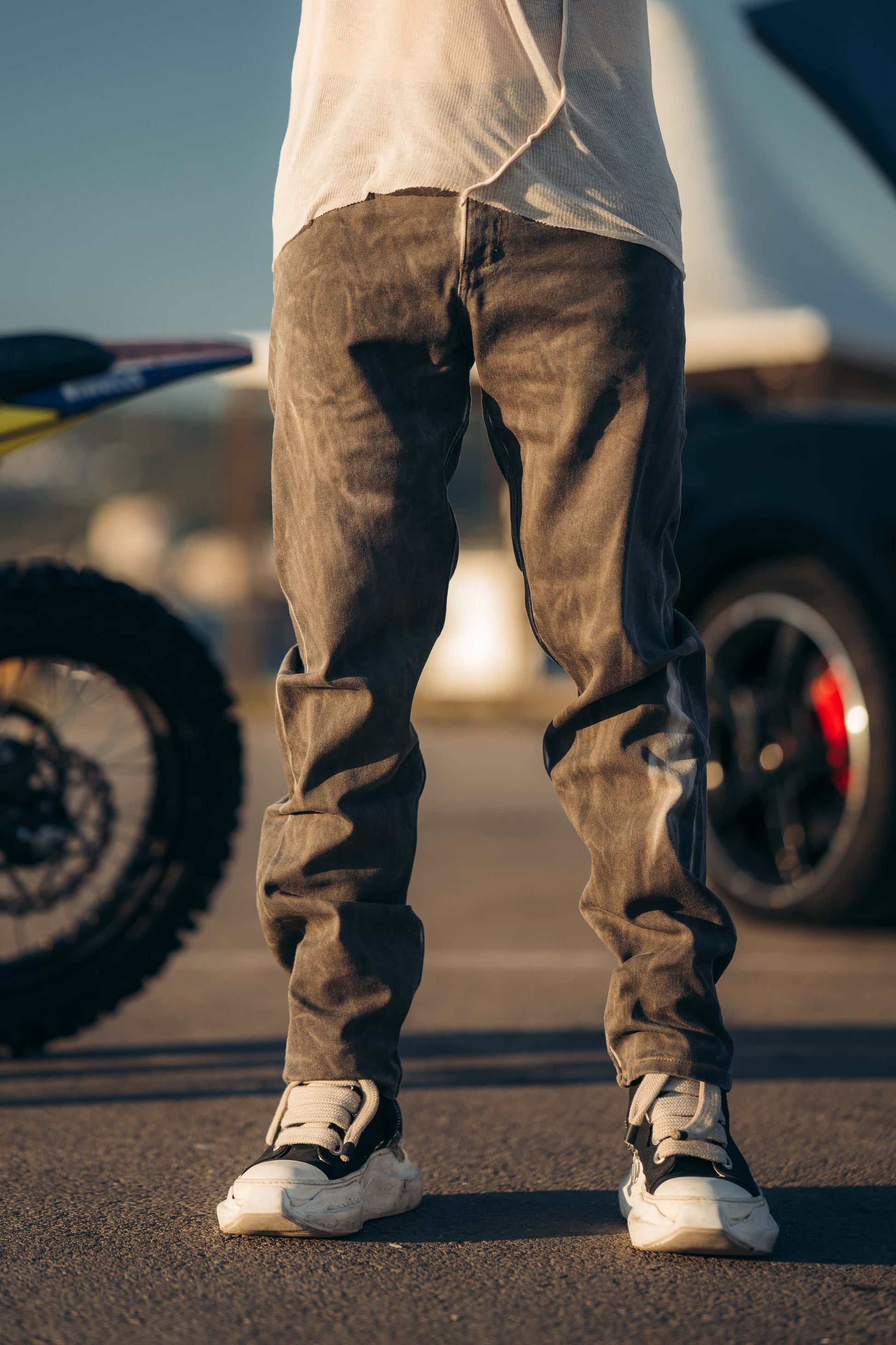 Reborn Raw Loose Fit Jeans - Terra Cognac