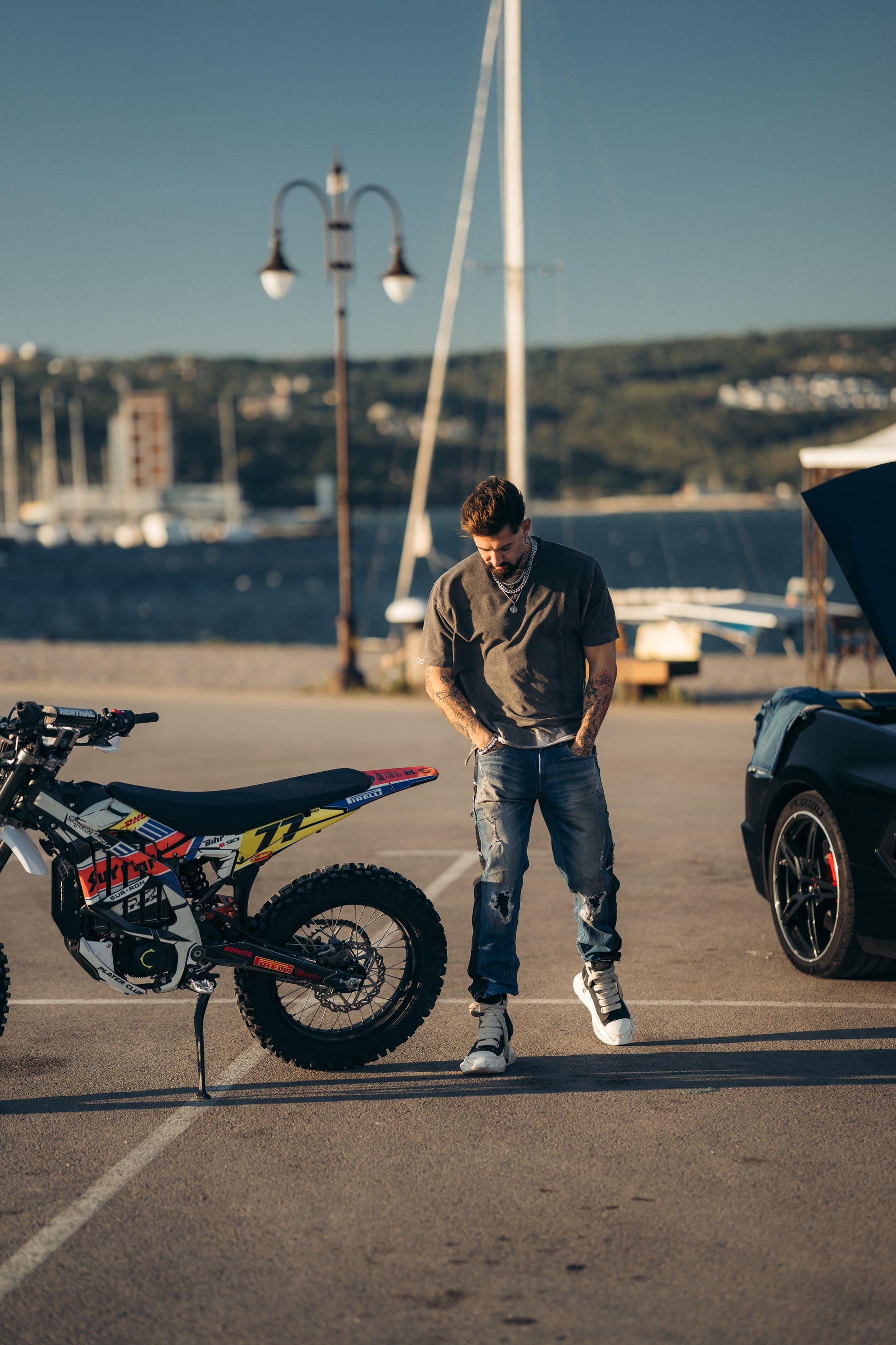 Hybrid Black / Vintage Indigo Jeans