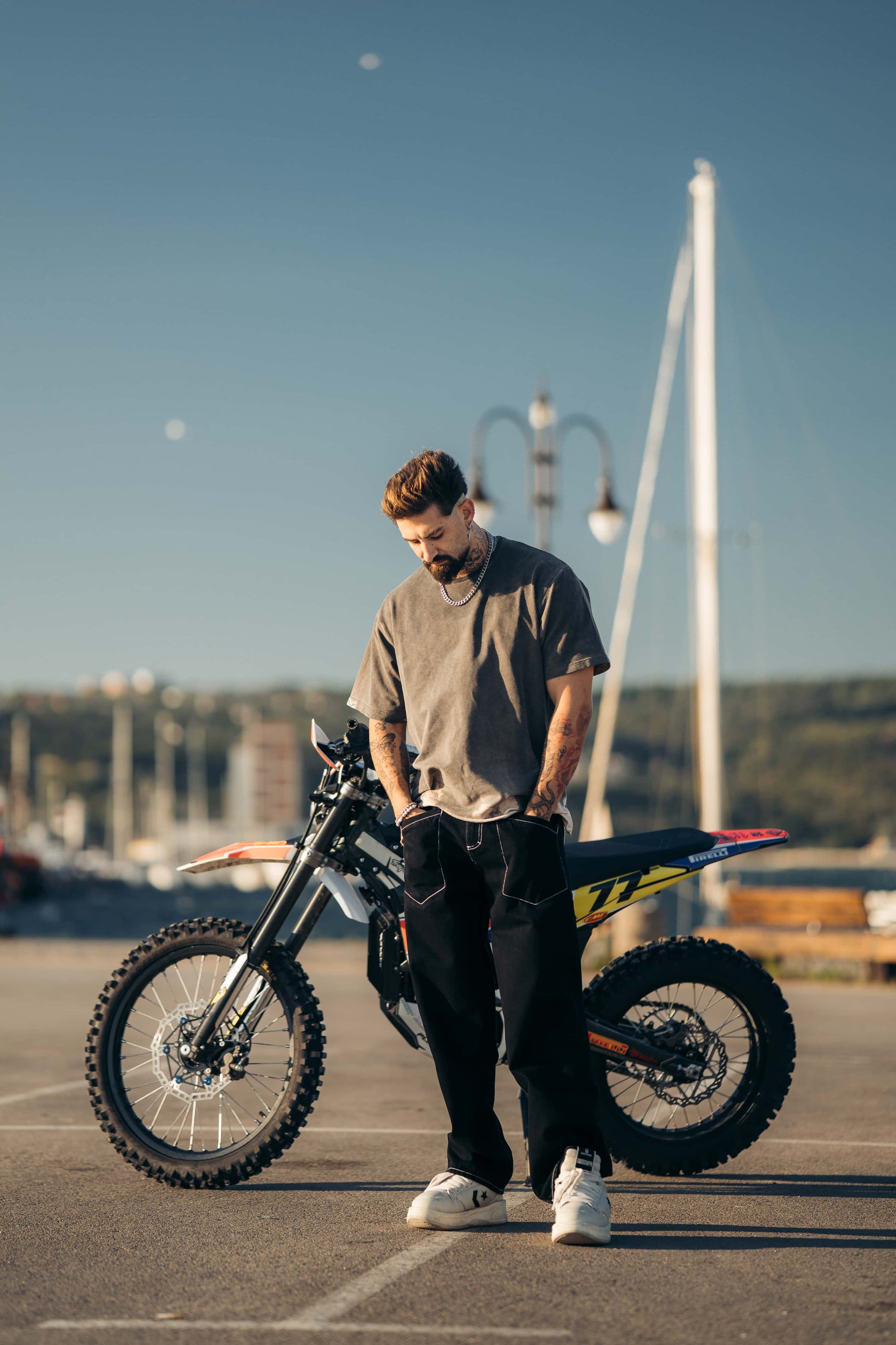 Reborn Raw Black Contrast Jeans