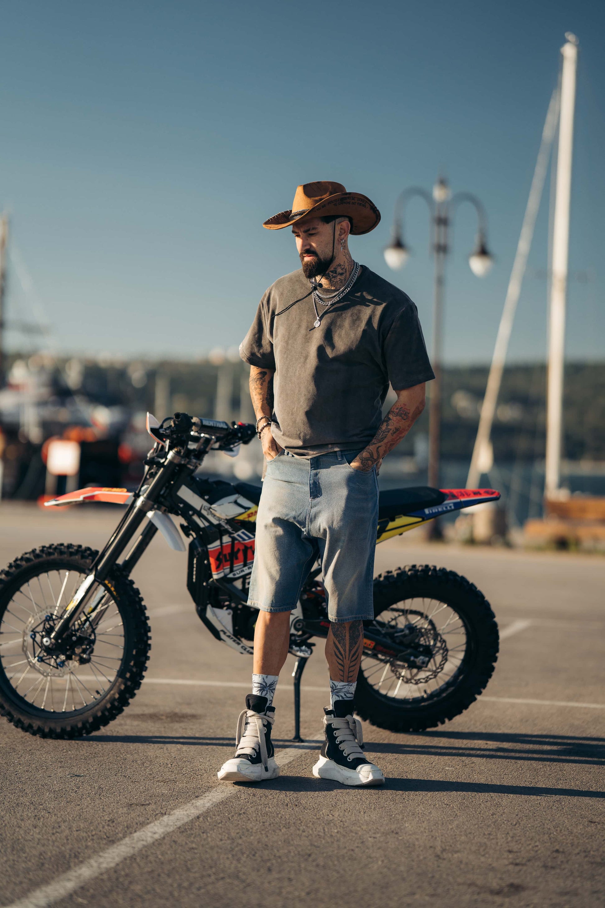 Baggy Jorts - Light Wash