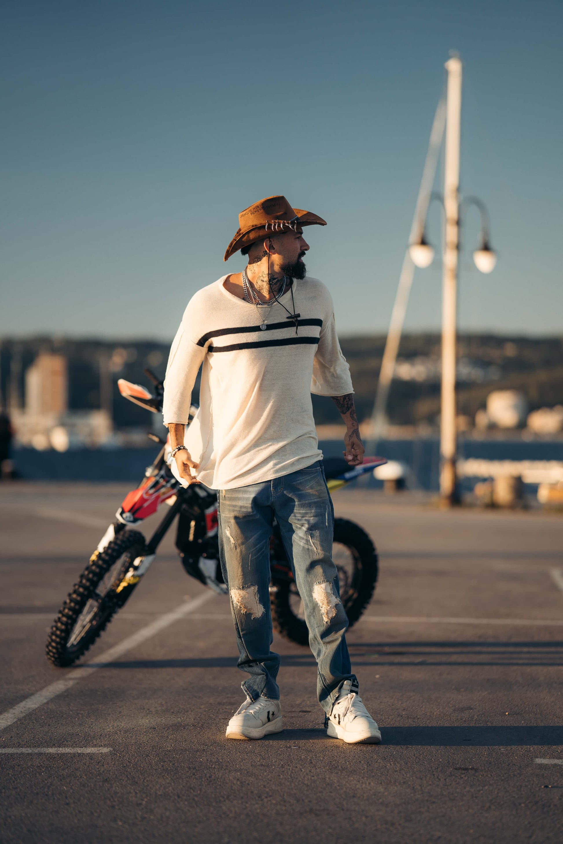 Hybrid Contrast Blue 5 Pocket Jeans