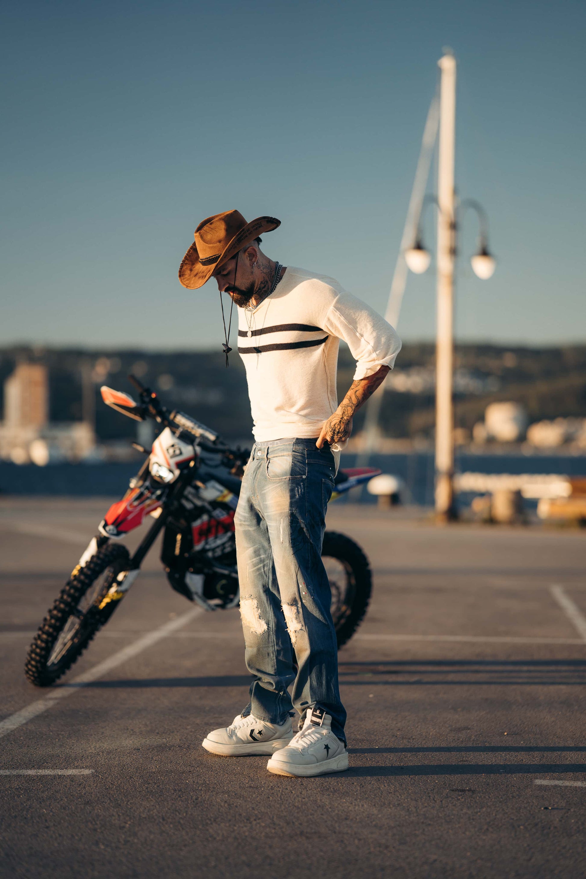 Hybrid Contrast Blue 5 Pocket Jeans