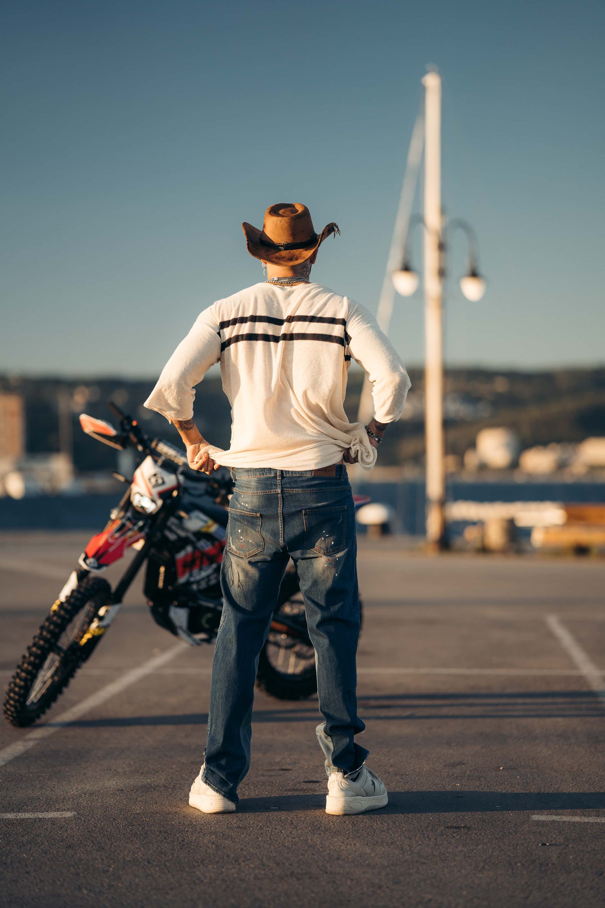 Hybrid Contrast Blue 5 Pocket Jeans