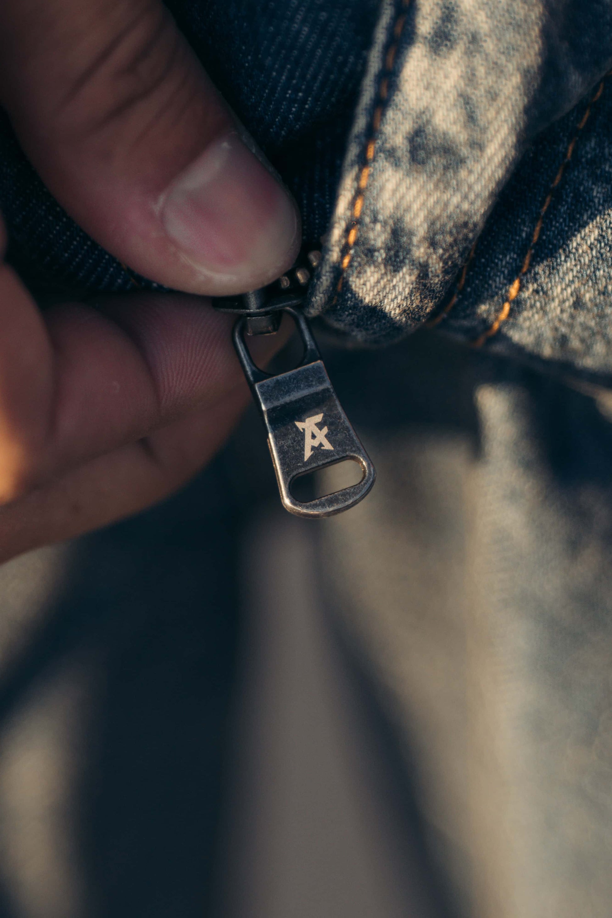 Reborn Raw 80s 5 Pocket - 80s Light Wash Jeans